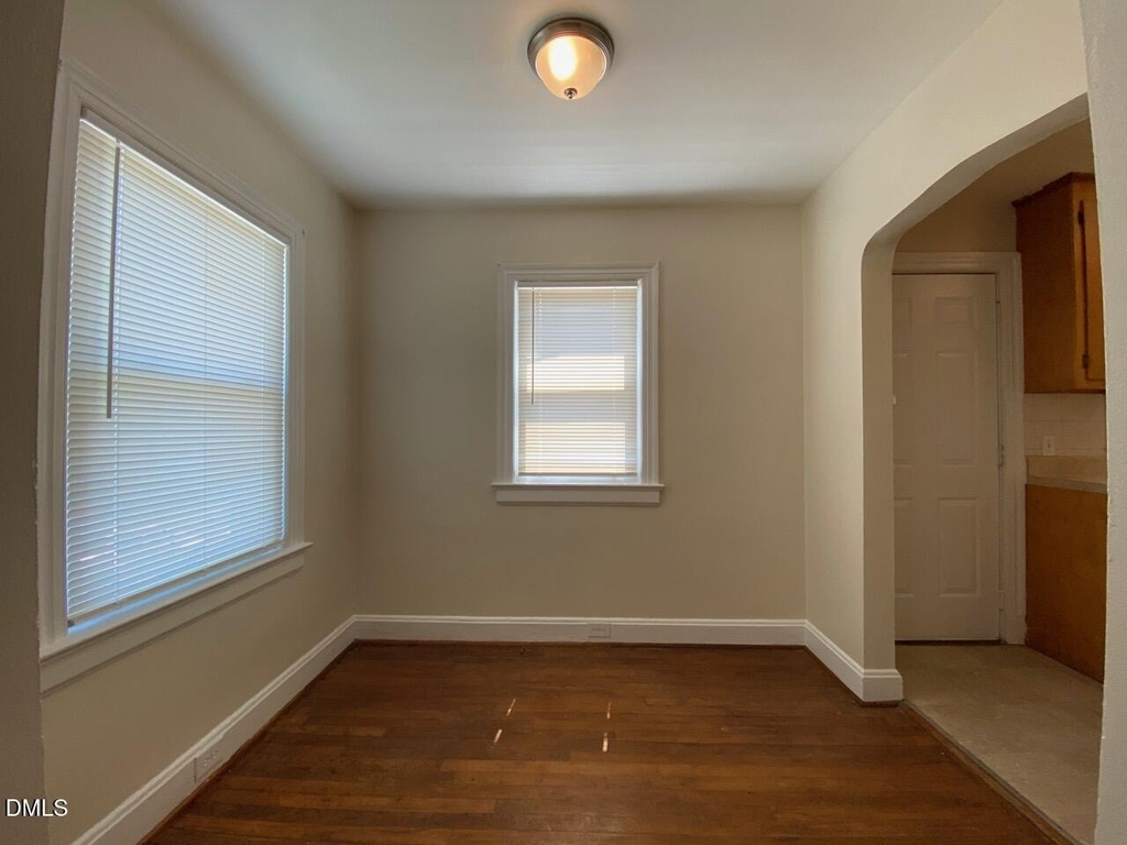 905 Bunn Terrace - Photo 4