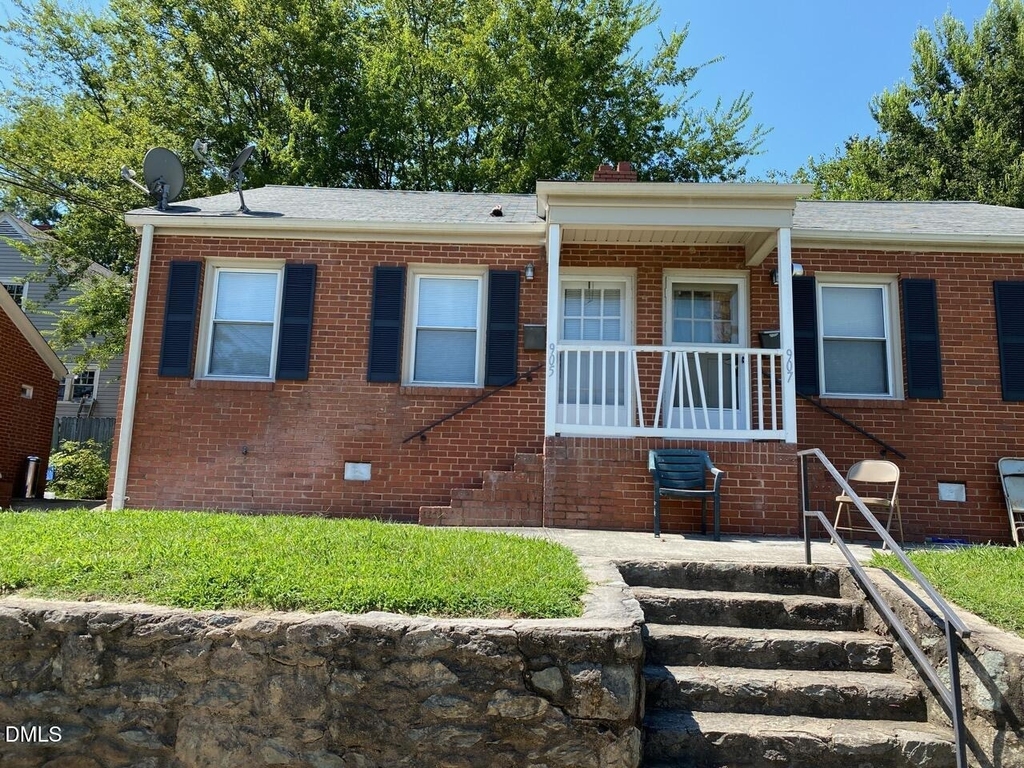 905 Bunn Terrace - Photo 0