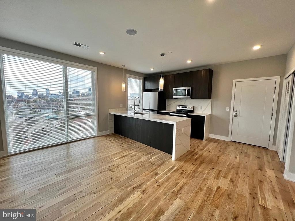 1000 W Girard Avenue - Photo 40