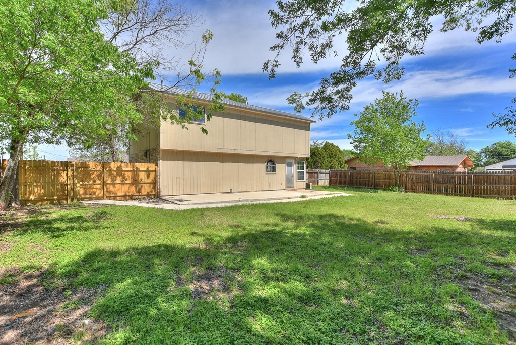 1202 Southwalk St - Photo 25