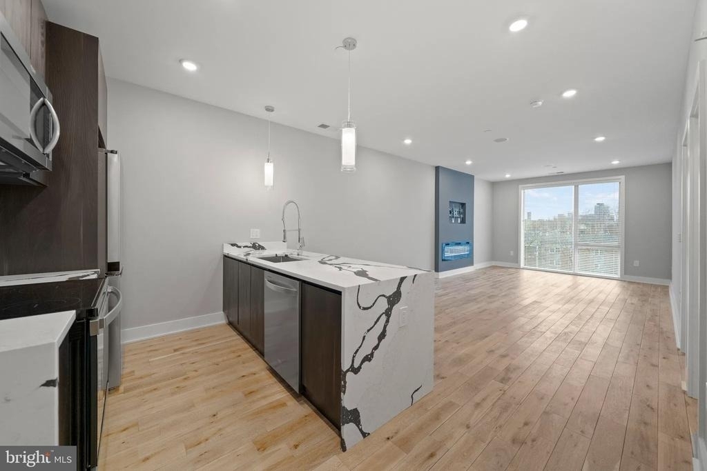 1000 W Girard Avenue - Photo 61
