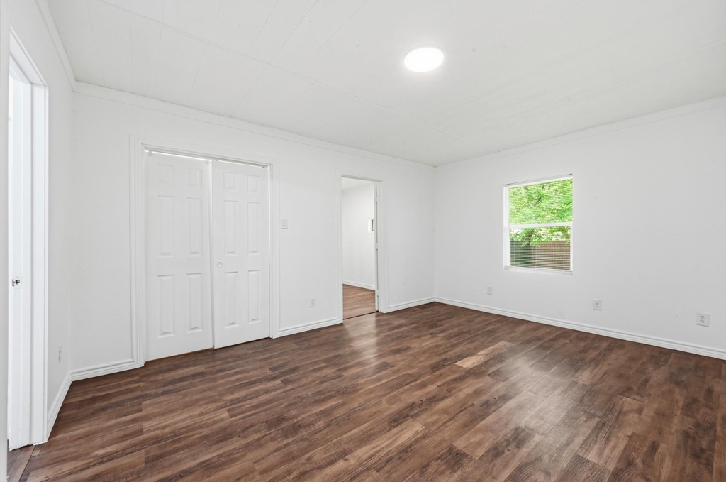 5104 Spruce Cv - Photo 12