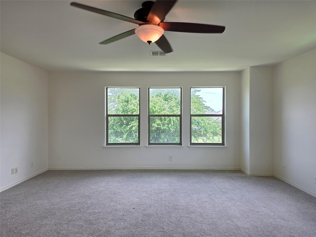 160 Mistletoe Ln - Photo 12