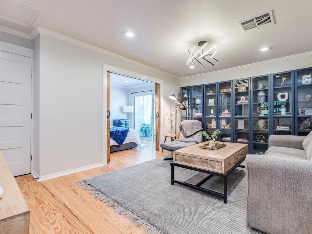 500 E Riverside Dr - Photo 11