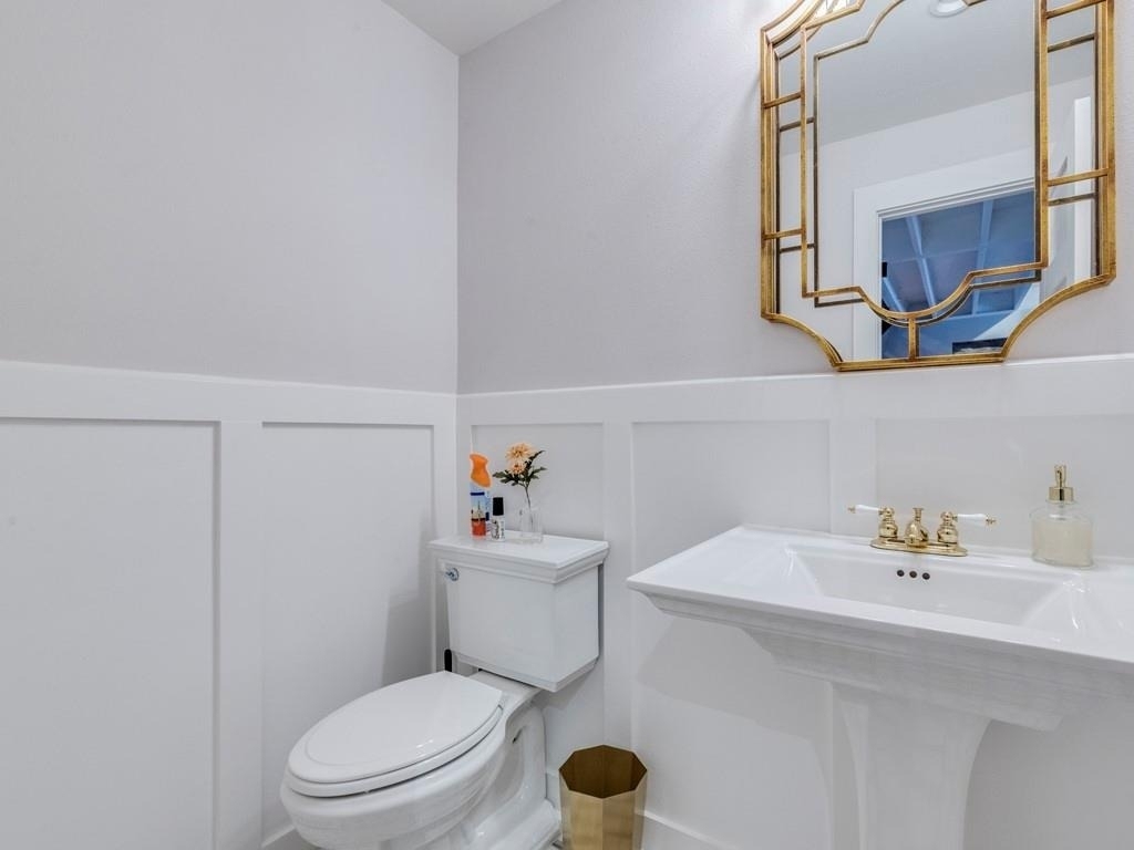 500 E Riverside Dr - Photo 9