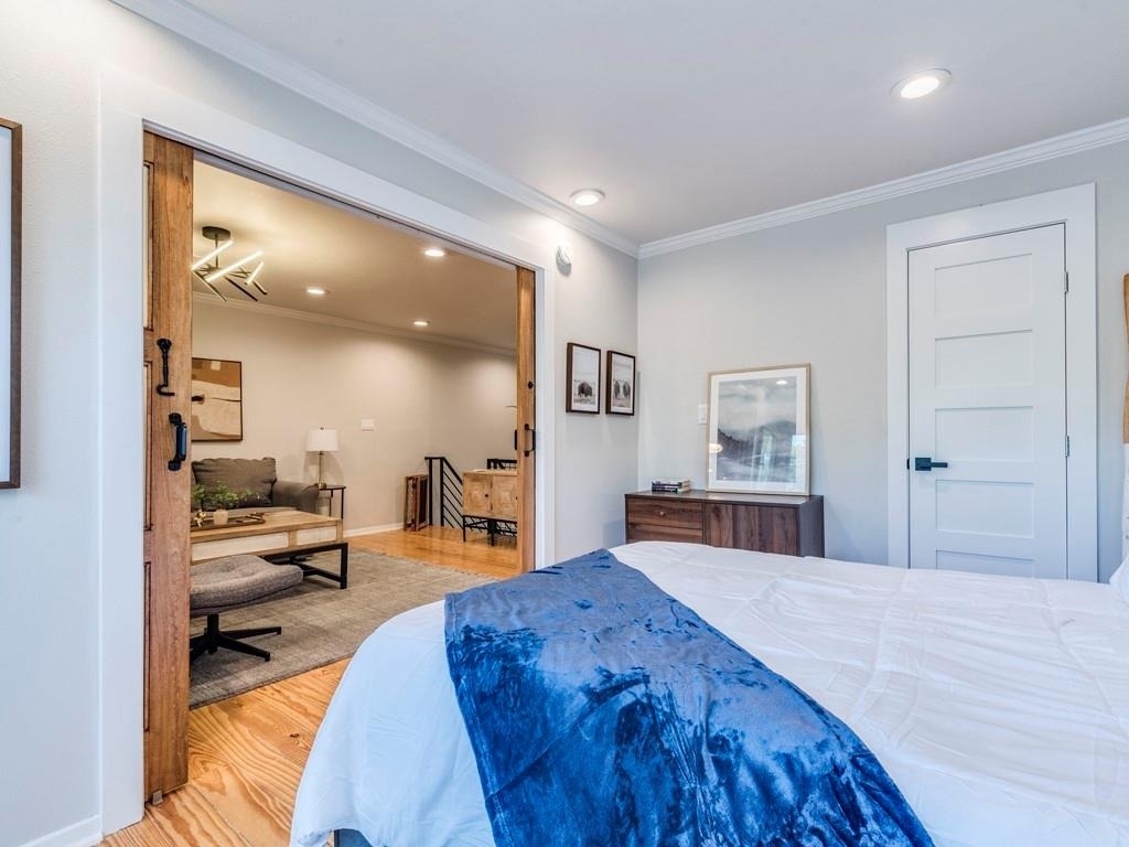 500 E Riverside Dr - Photo 19