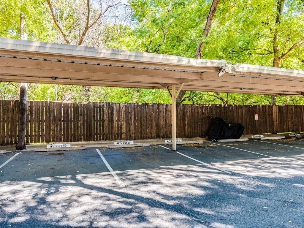 500 E Riverside Dr - Photo 25