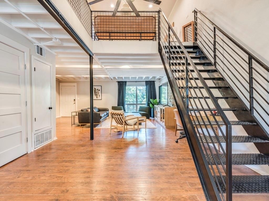 500 E Riverside Dr - Photo 10