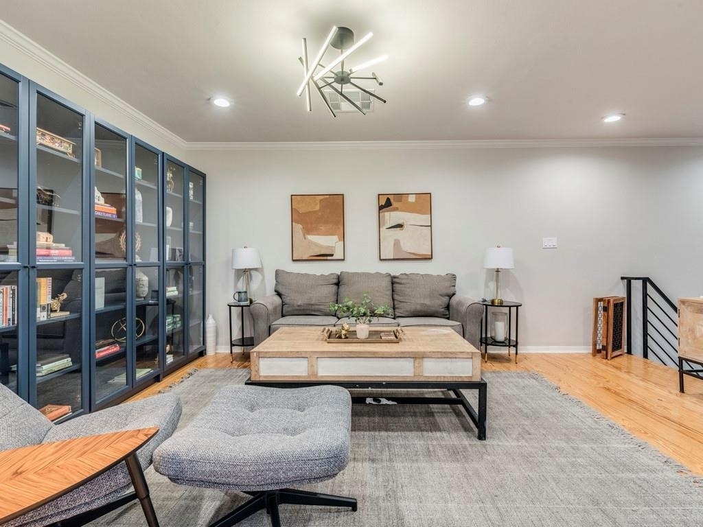 500 E Riverside Dr - Photo 12