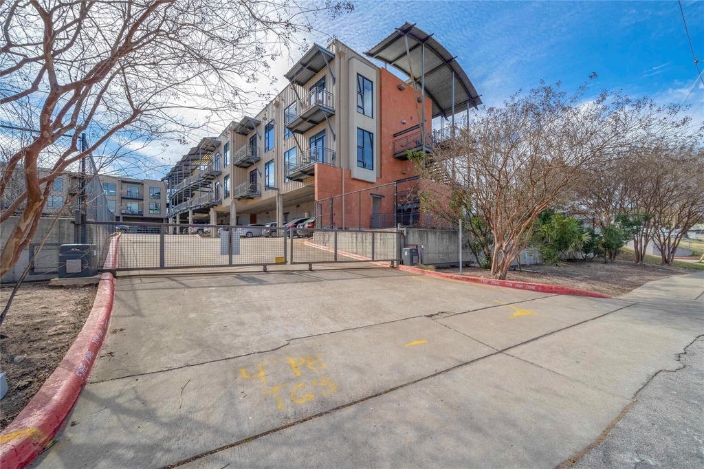 2525 S Lamar Blvd - Photo 26