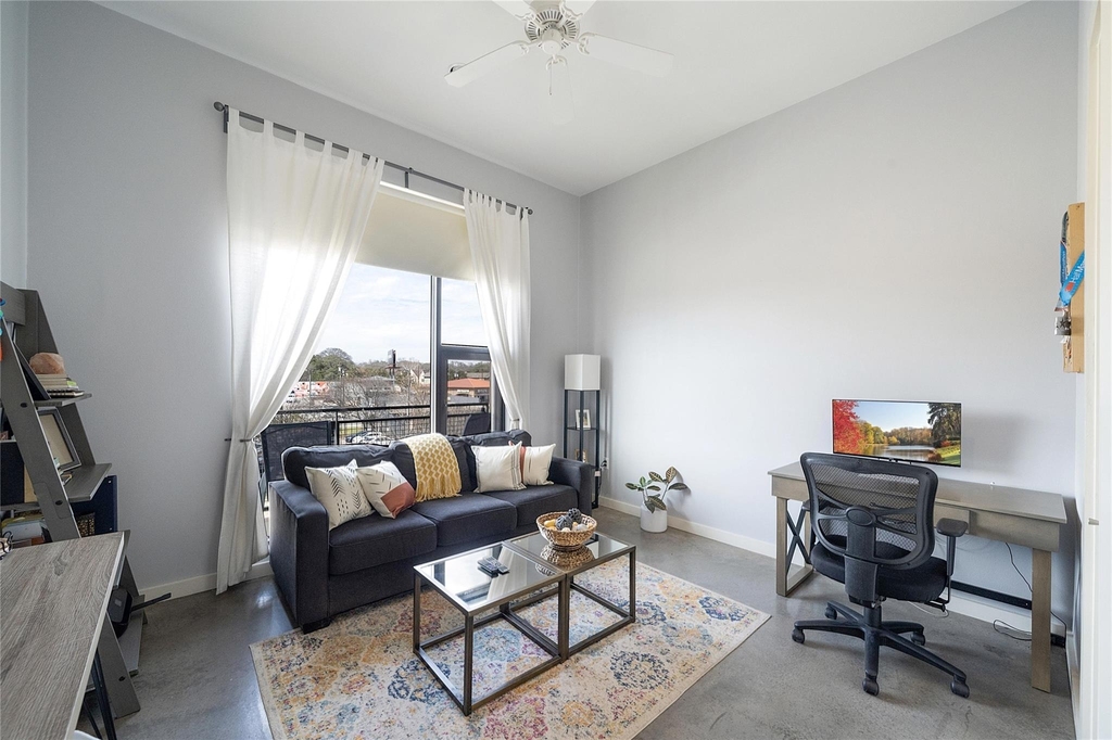 2525 S Lamar Blvd - Photo 16