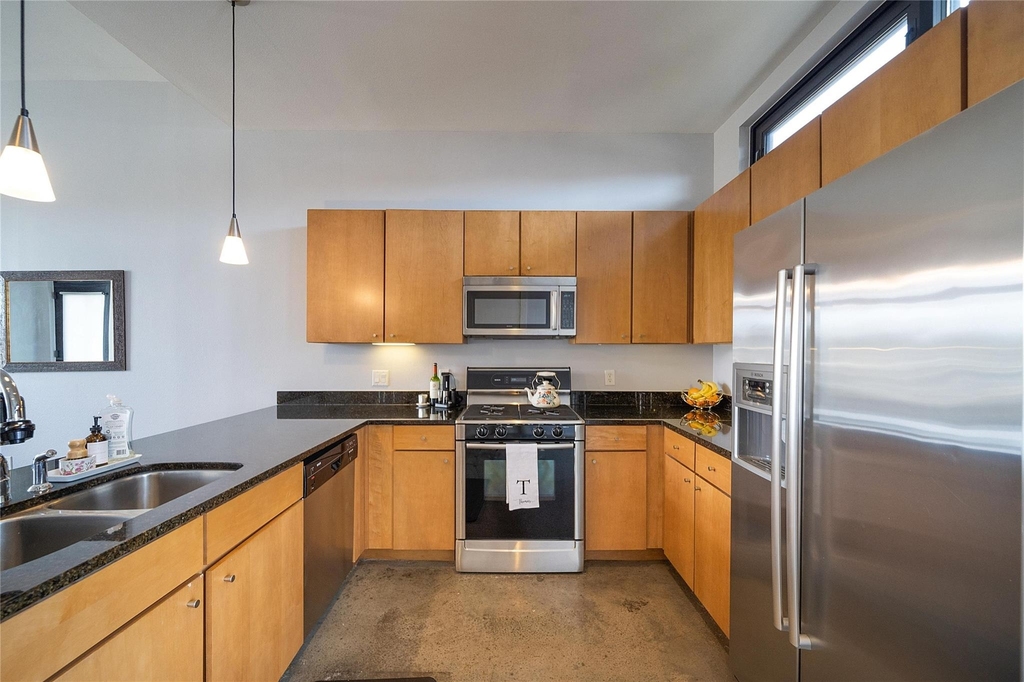 2525 S Lamar Blvd - Photo 9
