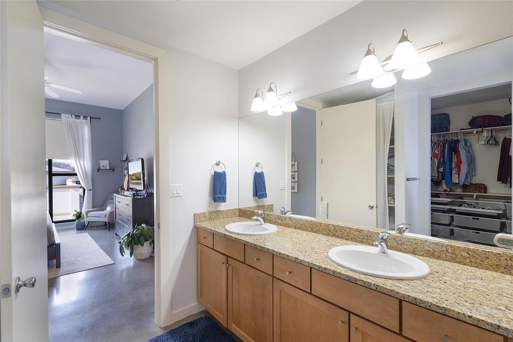 2525 S Lamar Blvd - Photo 14