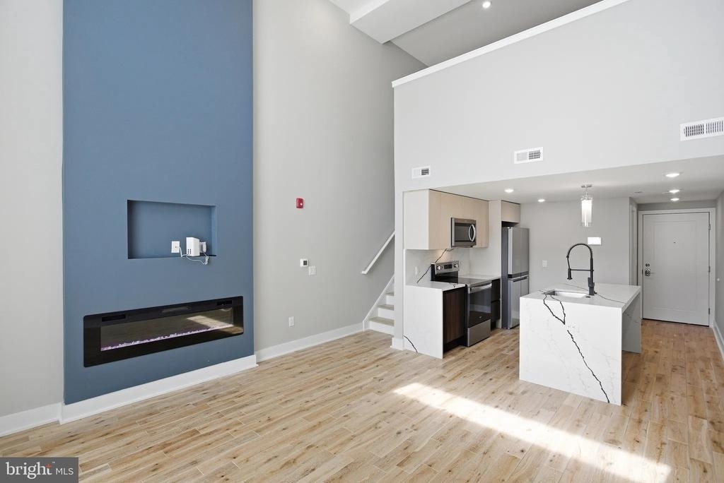 1000 W Girard Avenue - Photo 21