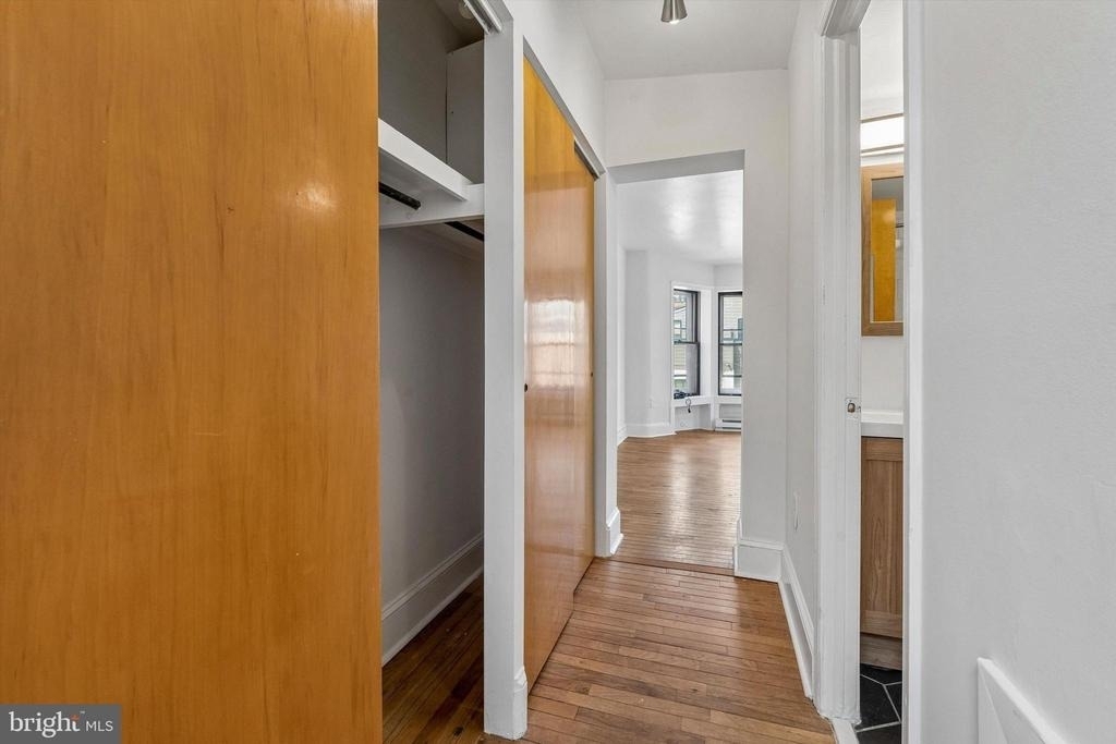 2105 Green Street - Photo 10