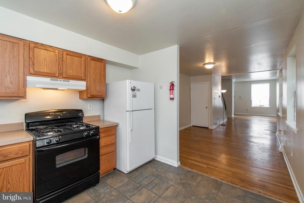 1635 Fontain Street - Photo 13