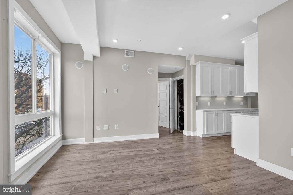 2209 N Broad Street - Photo 8
