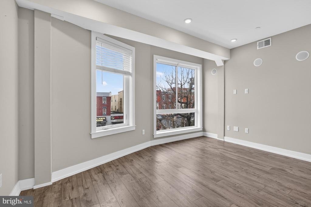 2209 N Broad Street - Photo 9