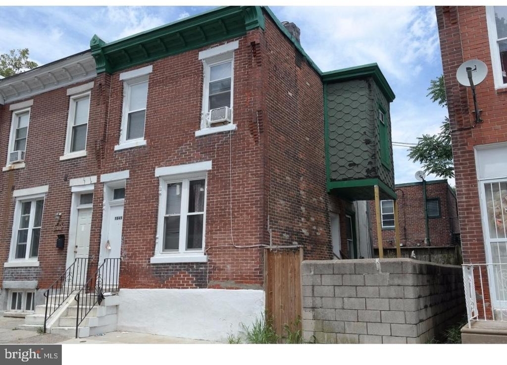 5045 Tacoma Street - Photo 0