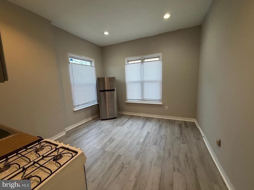 4643 Leiper Street - Photo 2