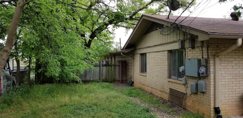 2114 Ann Arbor Ave - Photo 11