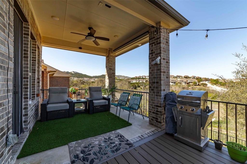 17821 Limestone Spring Ln - Photo 3