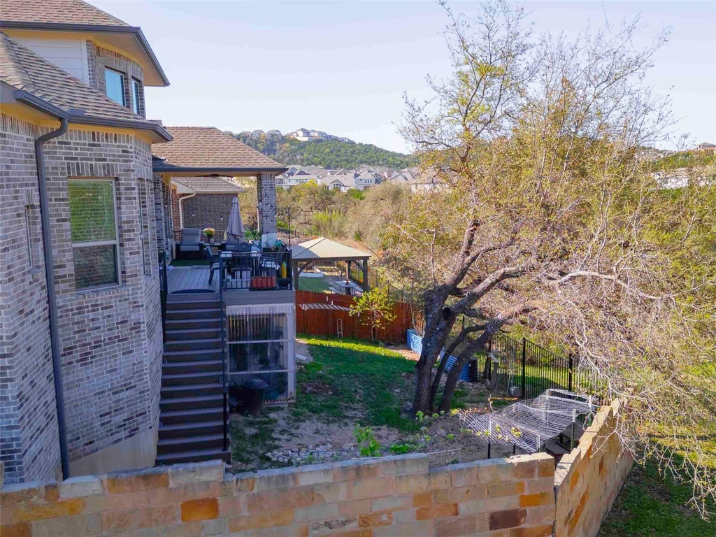 17821 Limestone Spring Ln - Photo 2
