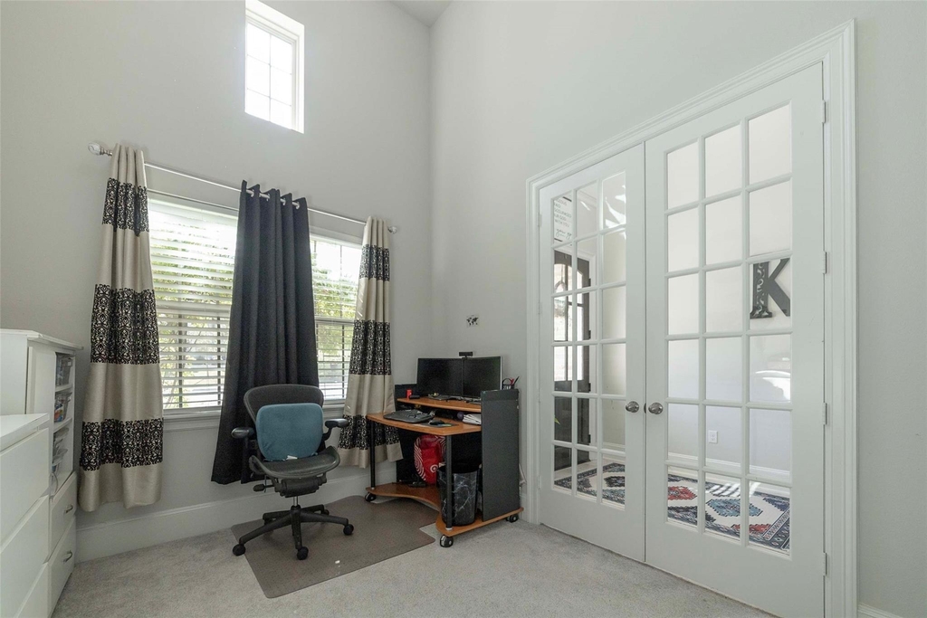17821 Limestone Spring Ln - Photo 15