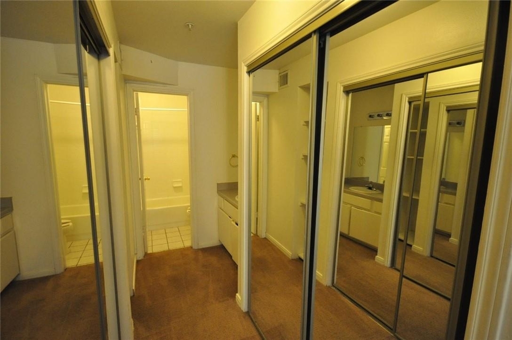 501 W 26th St - Photo 8