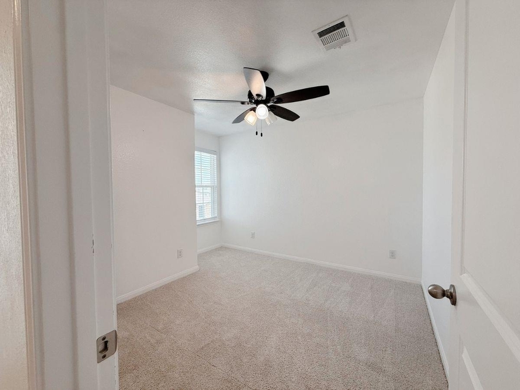 3000 Cressler Ln - Photo 12