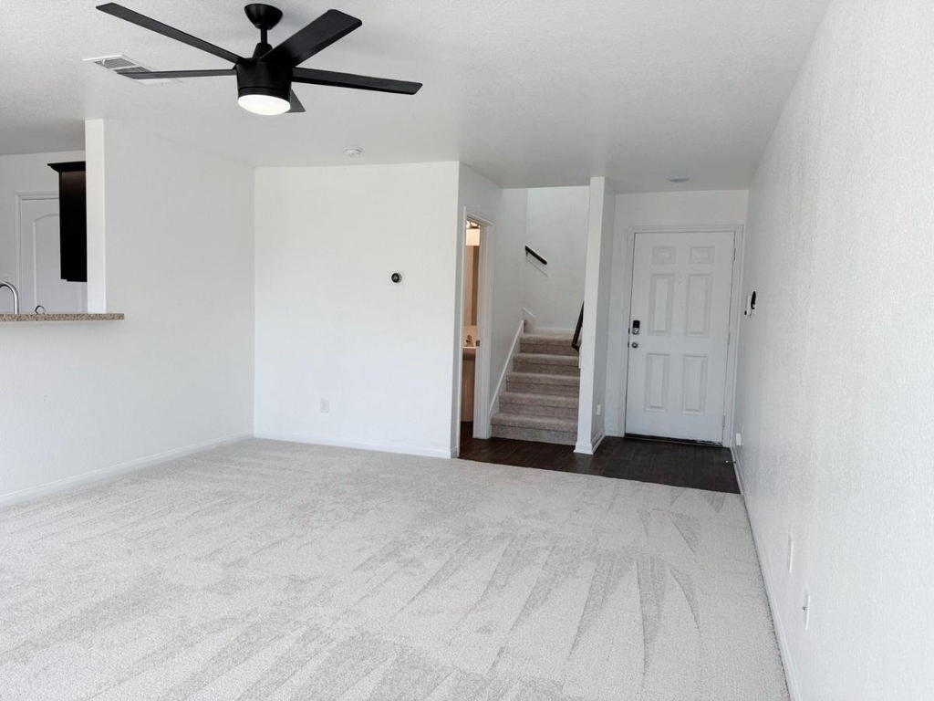 3000 Cressler Ln - Photo 4