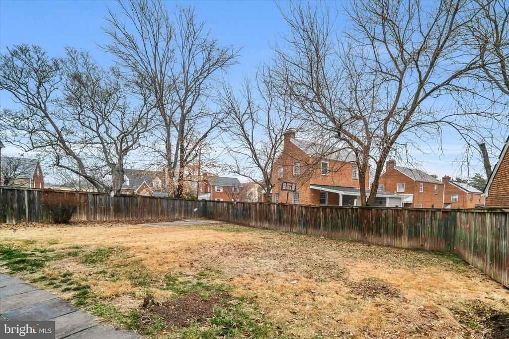 1002 Chillum Road - Photo 43