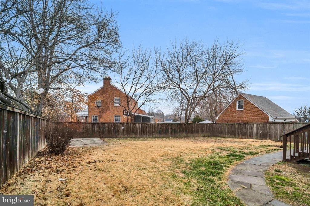 1002 Chillum Road - Photo 42