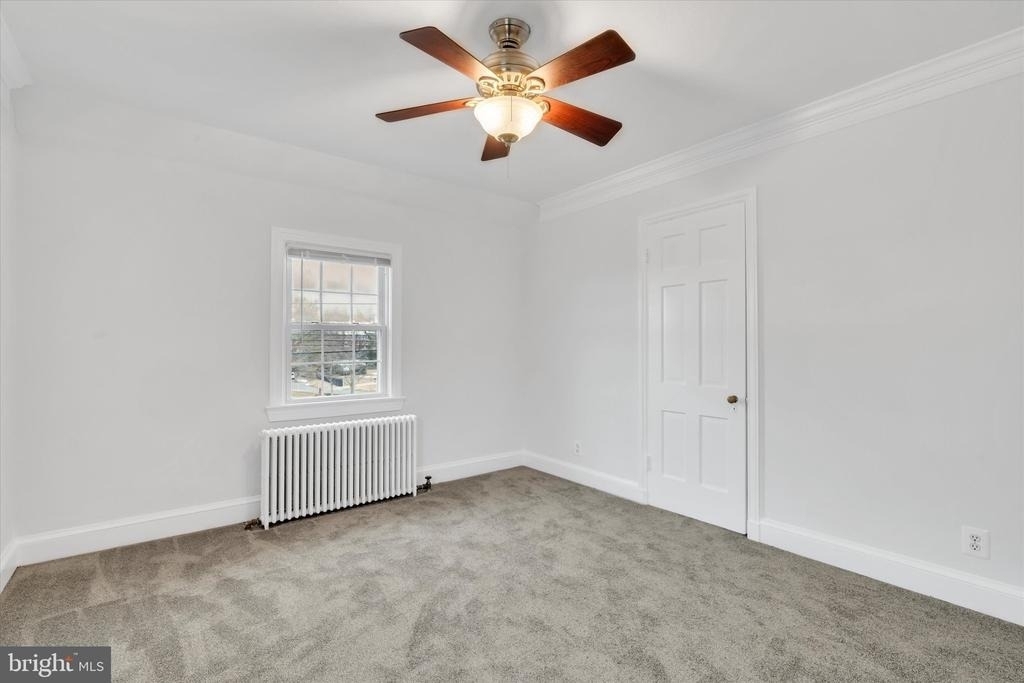1002 Chillum Road - Photo 23