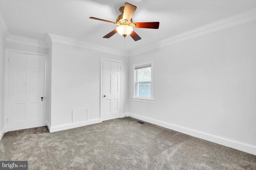 1002 Chillum Road - Photo 24