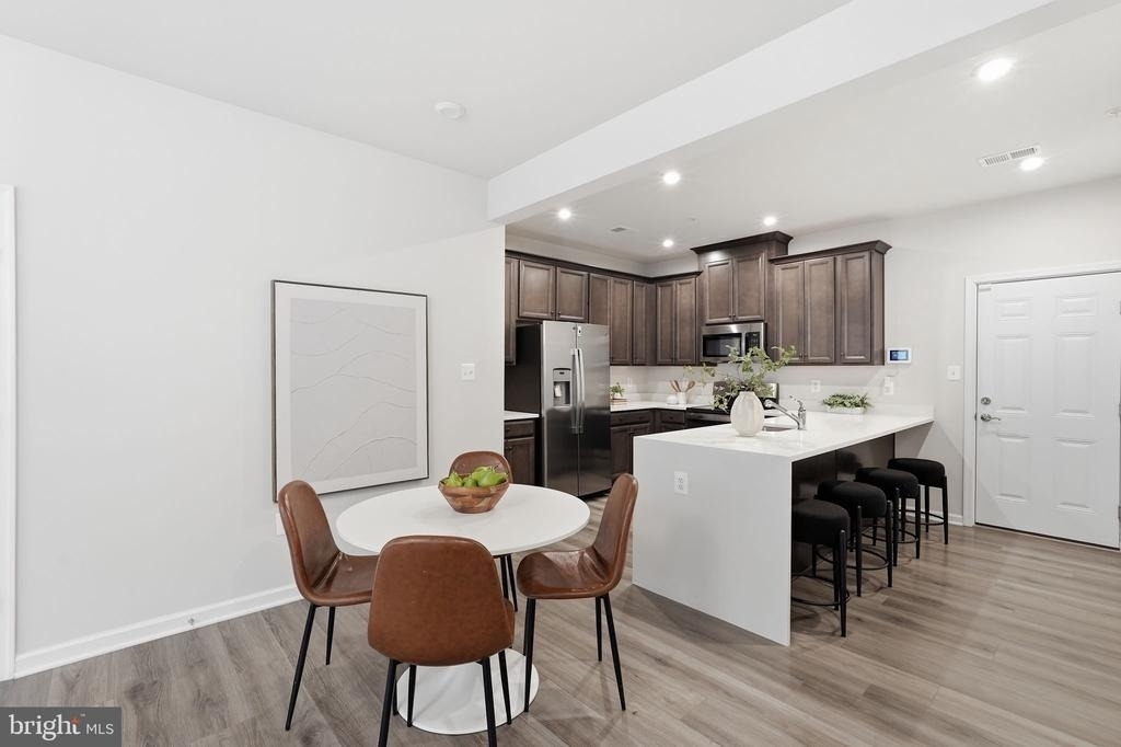 10501 John Glenn Street - Photo 8