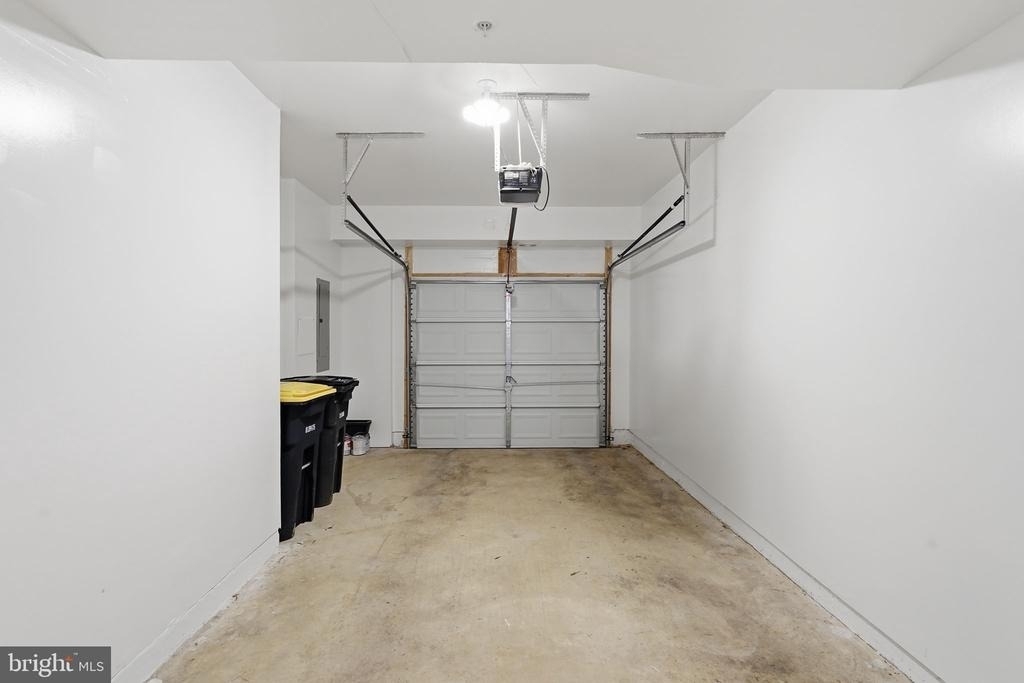 10501 John Glenn Street - Photo 33