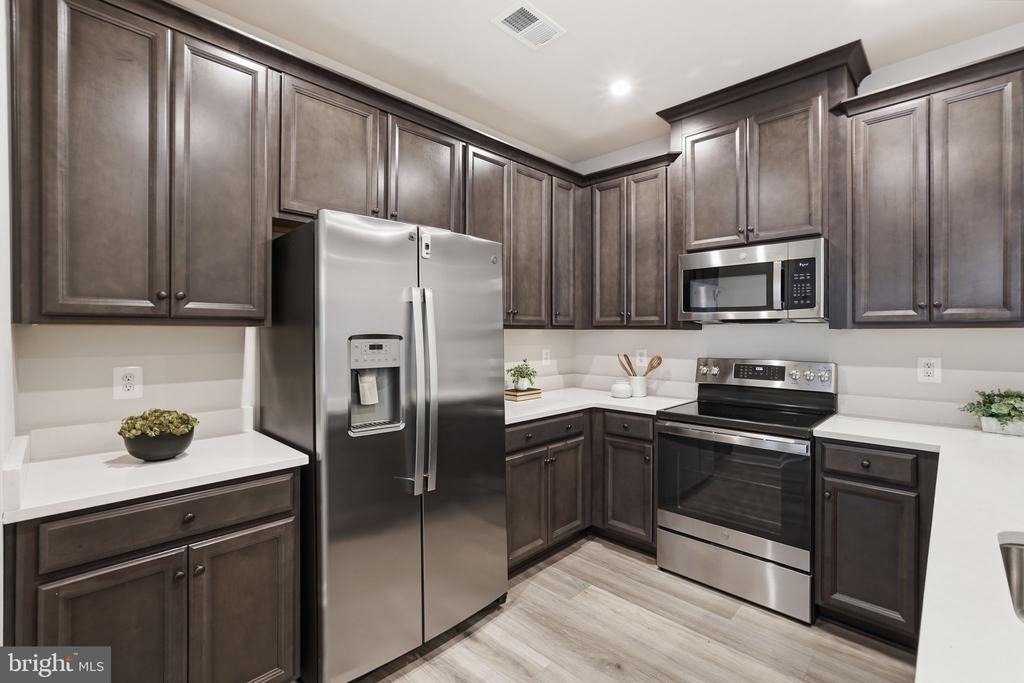 10501 John Glenn Street - Photo 10