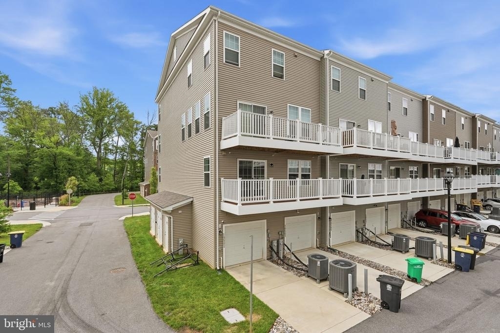 10501 John Glenn Street - Photo 37
