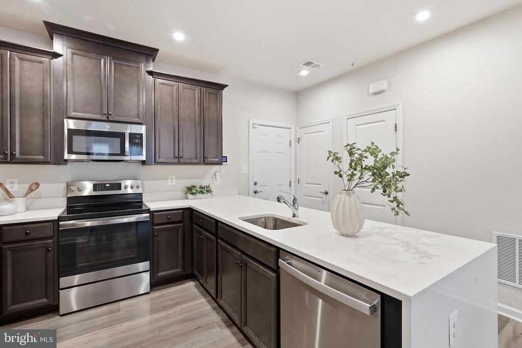 10501 John Glenn Street - Photo 12