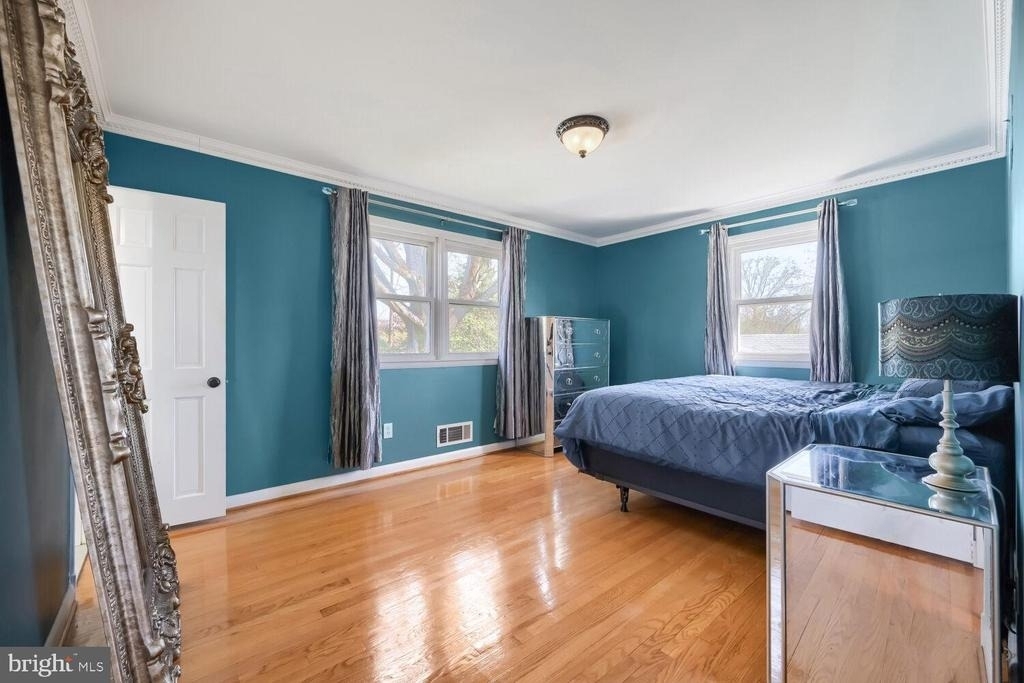 114 Seminary Avenue E - Photo 10