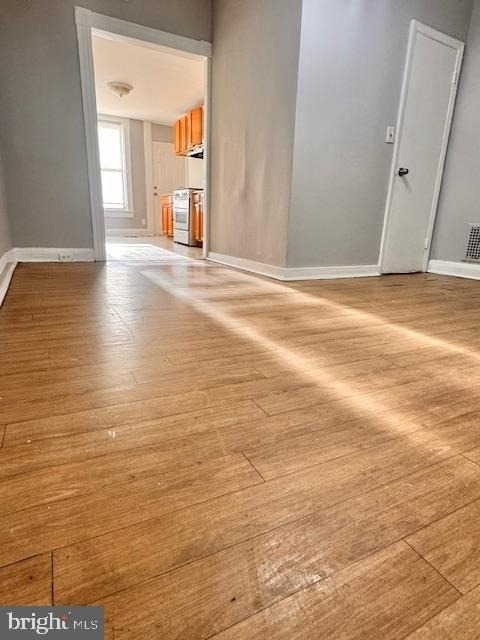228 N Kenwood Avenue - Photo 4