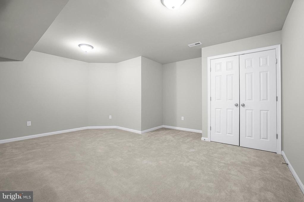 243 Wavyleaf Drive - Photo 32