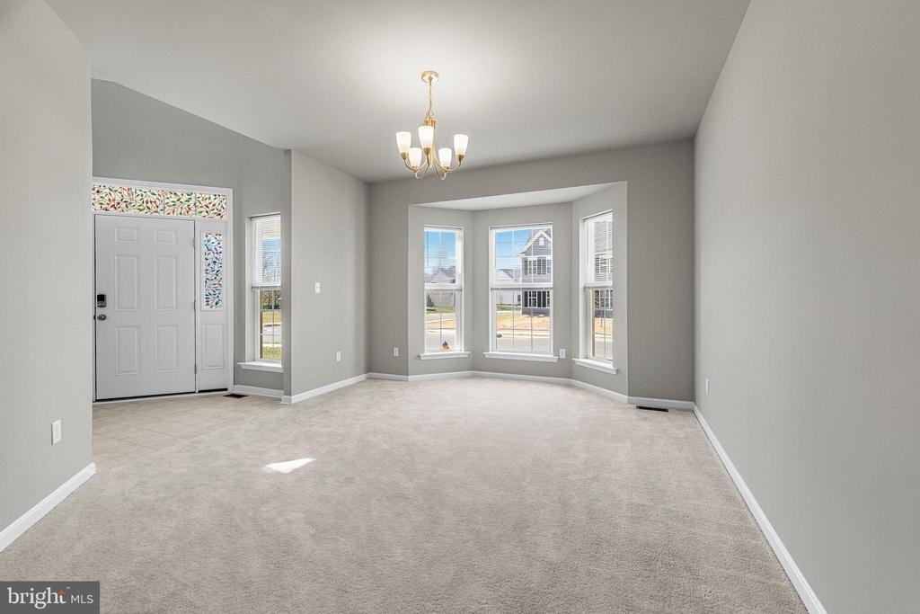 243 Wavyleaf Drive - Photo 8