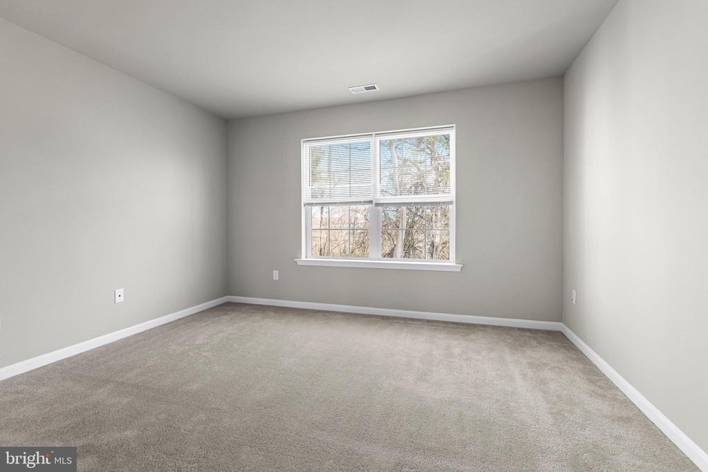 243 Wavyleaf Drive - Photo 22