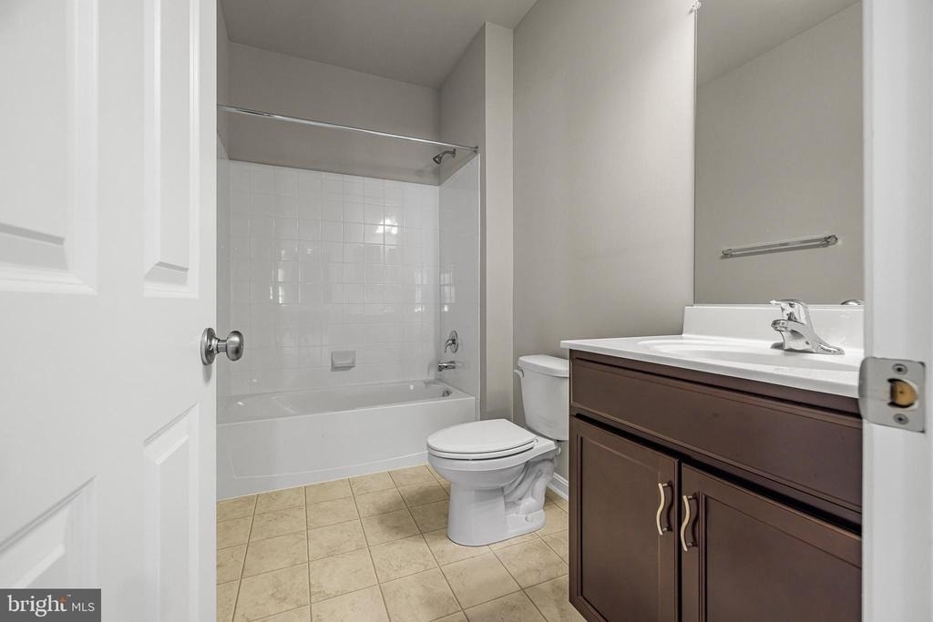 243 Wavyleaf Drive - Photo 14