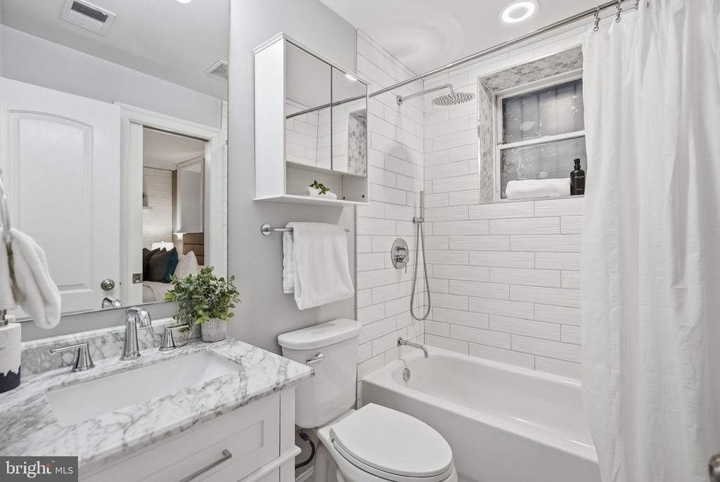 1740 18th Street Nw - Photo 13