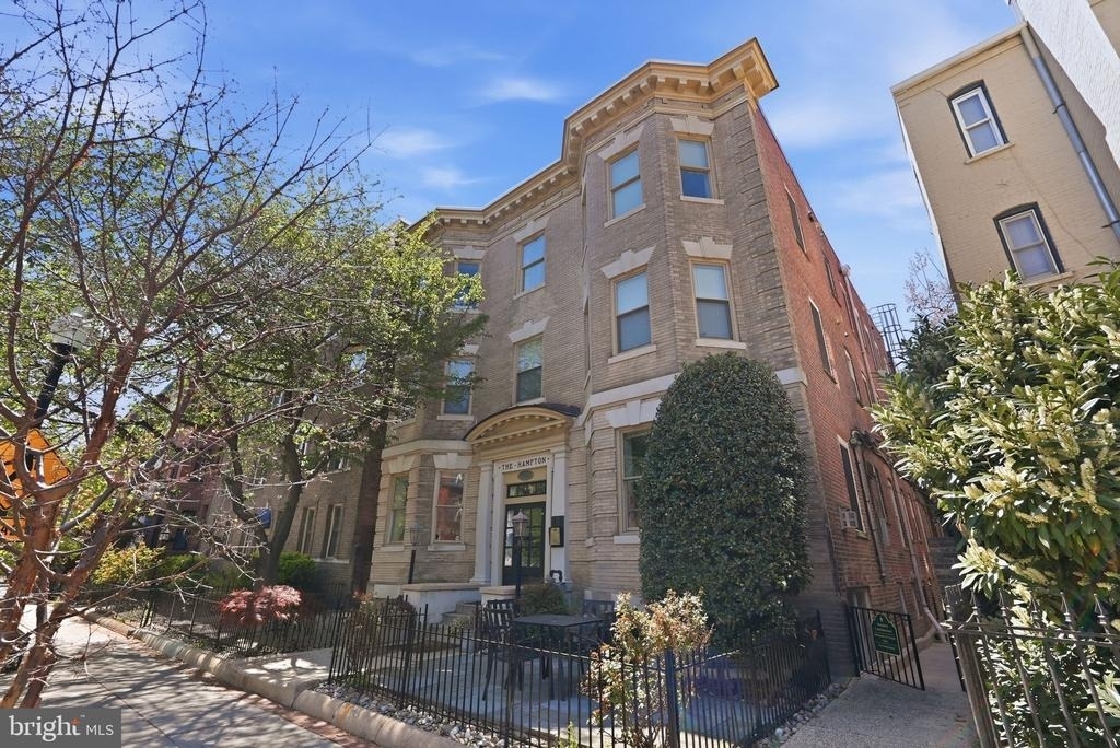 1740 18th Street Nw - Photo 2