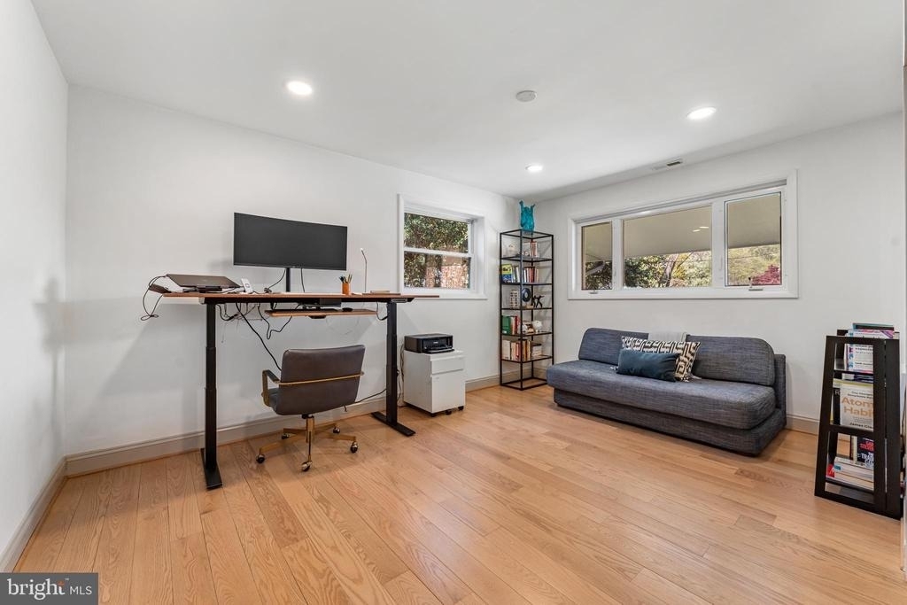 2820 Ellicott Street Nw - Photo 26