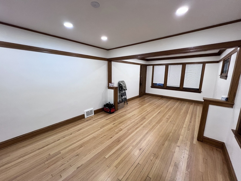 5833 W Peterson Avenue - Photo 6